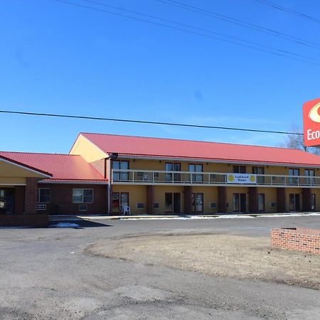 Econo Lodge Cadillac By Choice Екстериор снимка